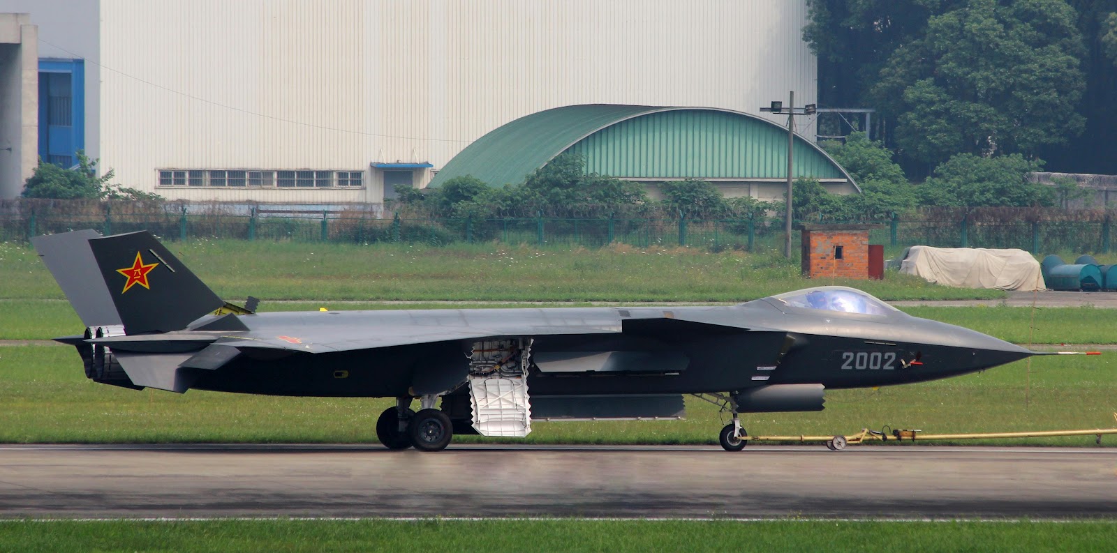 J-20-Mighty-Dragon-Chengdu-J-20-fifth-ge