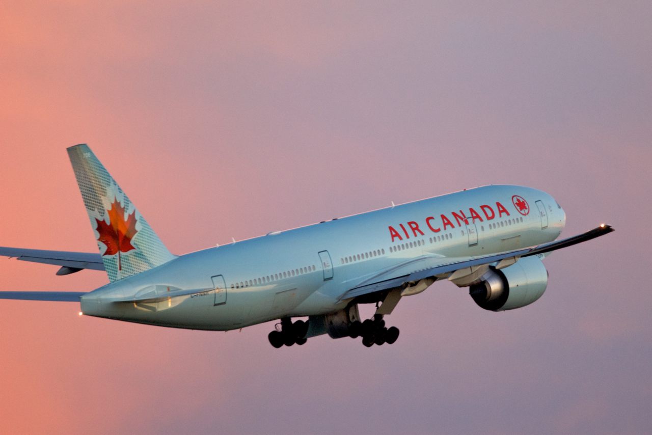 Air Canada está próxima de comprar até 60 jatos, dizem fontes Poder