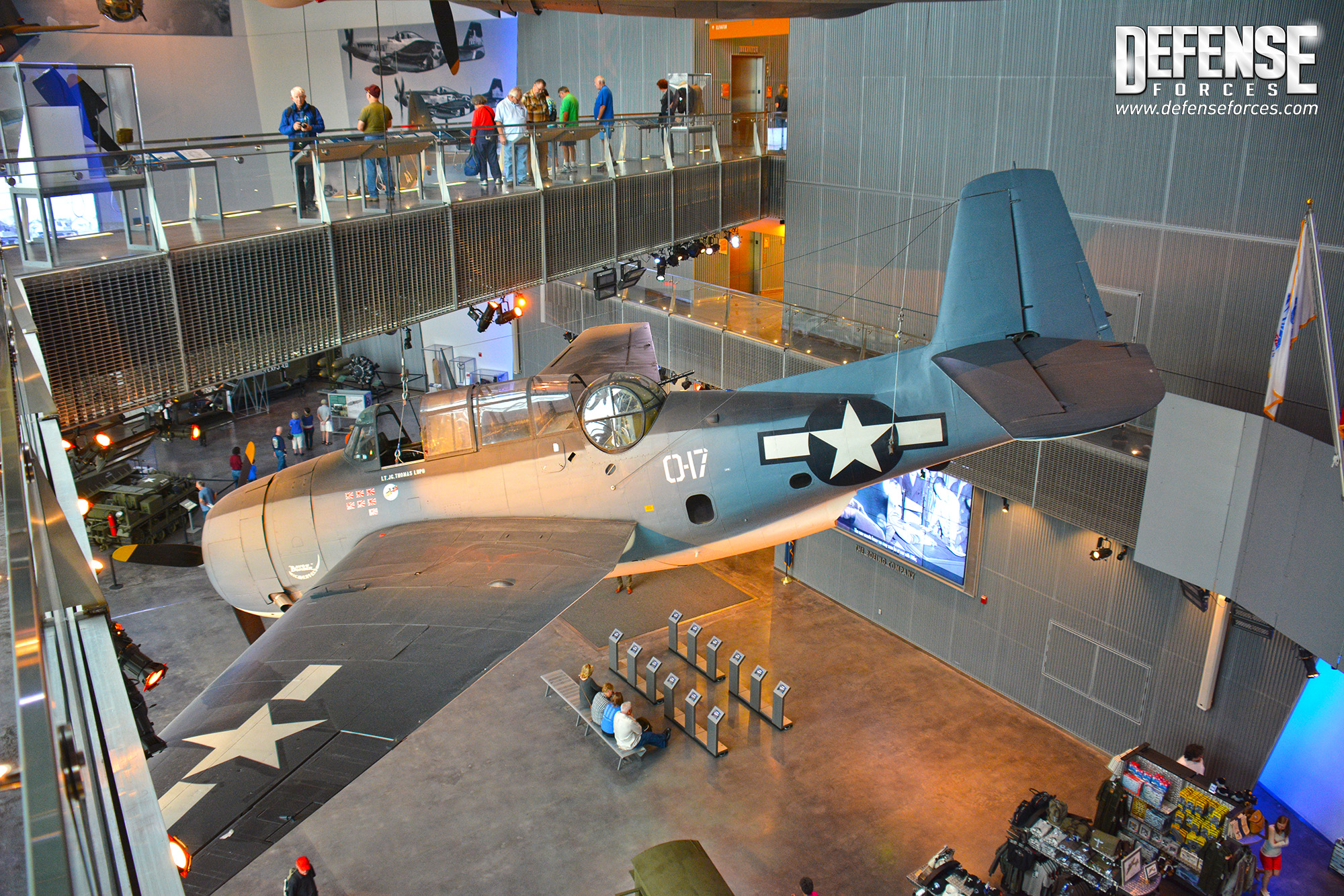 Poder Aéreo Visita O 'The National WWII Museum' Em New Orleans - Poder ...