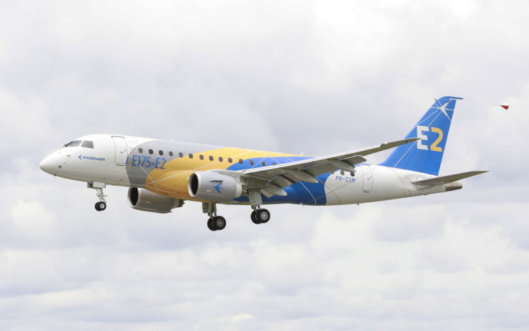 Primeiro Voo Do Jato Embraer E175 E2 Poder Aéreo Aviação Militar