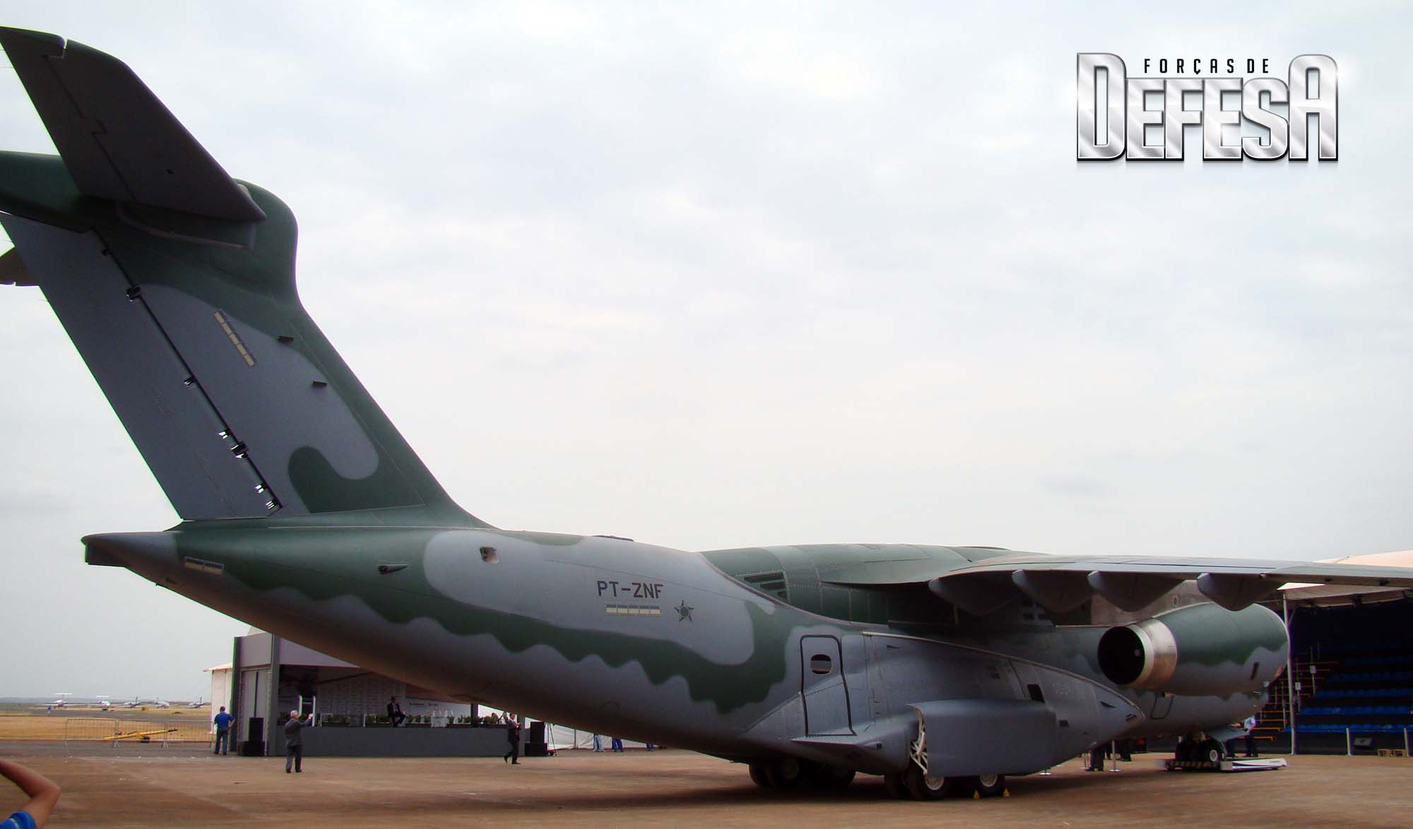 Design final dos Embraer KC-390 encomendados por Portugal é