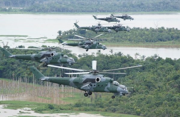 FAB coloca oito AH-2 no ar ao mesmo tempo - Poder Aéreo – Aviação