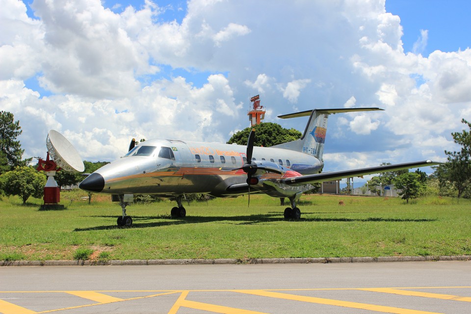 MAB - 2 - Protótipo do EMB-120 Brasília