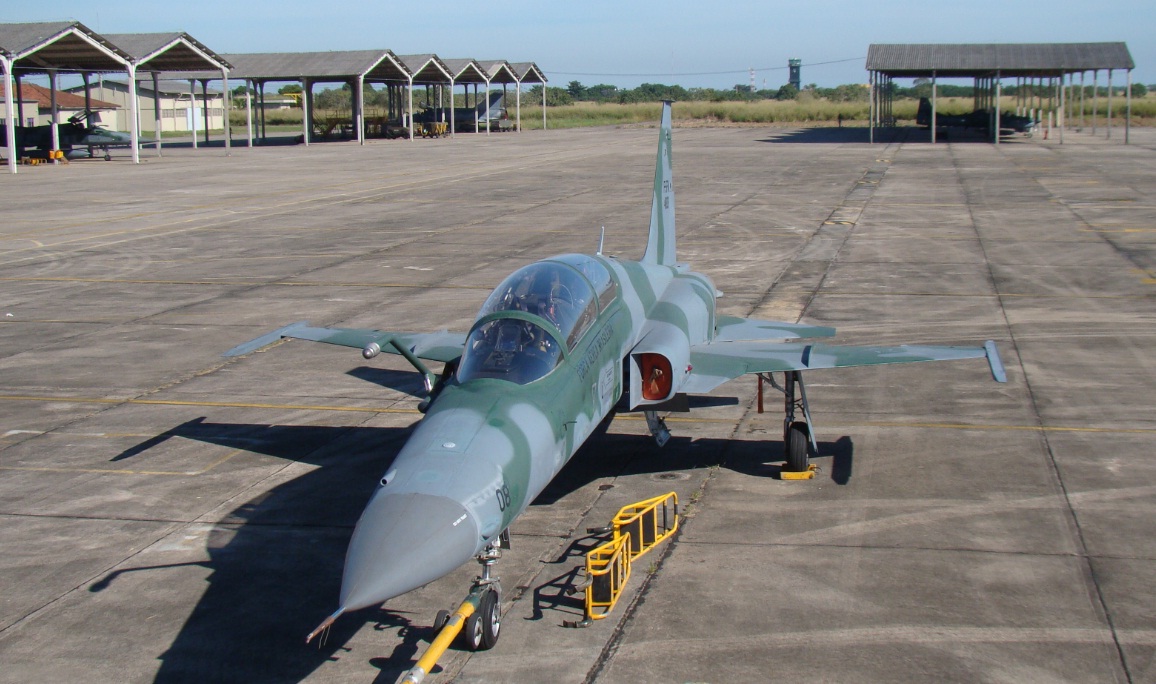 F-5FM 4808 na BASC em 2012 - foto Nunao Poder Aereo