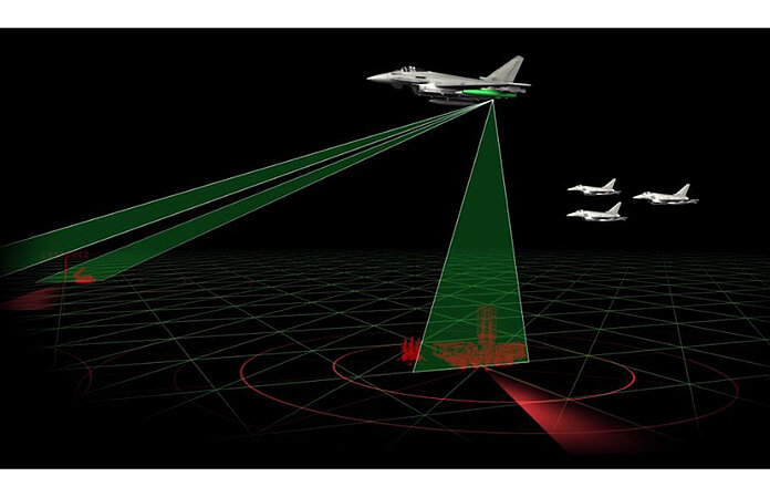 Aviões da FAB operam com radares de alta precisão para identificar