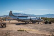 Pima Air & Space Museum recebe aeronave EP-3E Aries II que colidiu com caça chinês em 2001