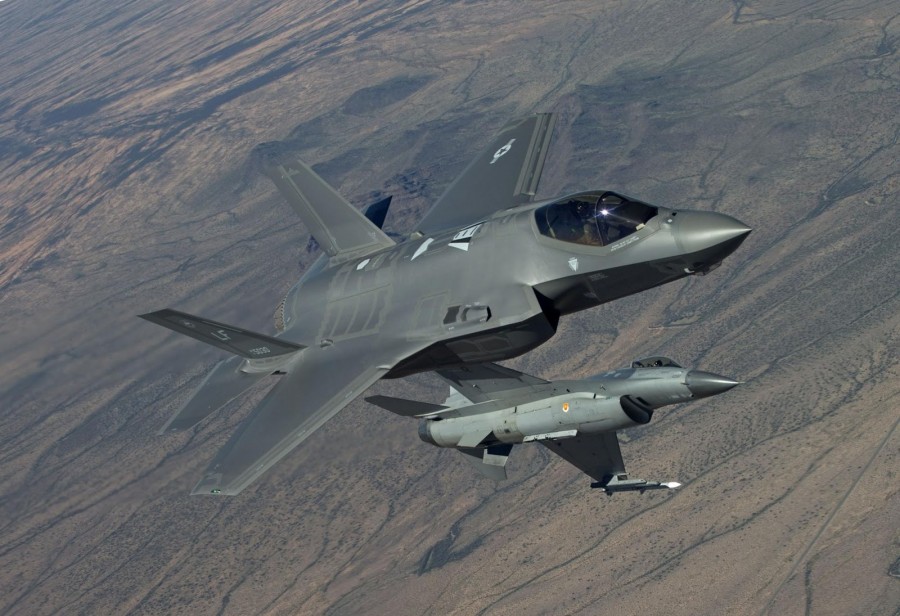 O Relatório Sobre O 'dogfight' Entre O F-35 E O F-16 - Poder Aéreo ...