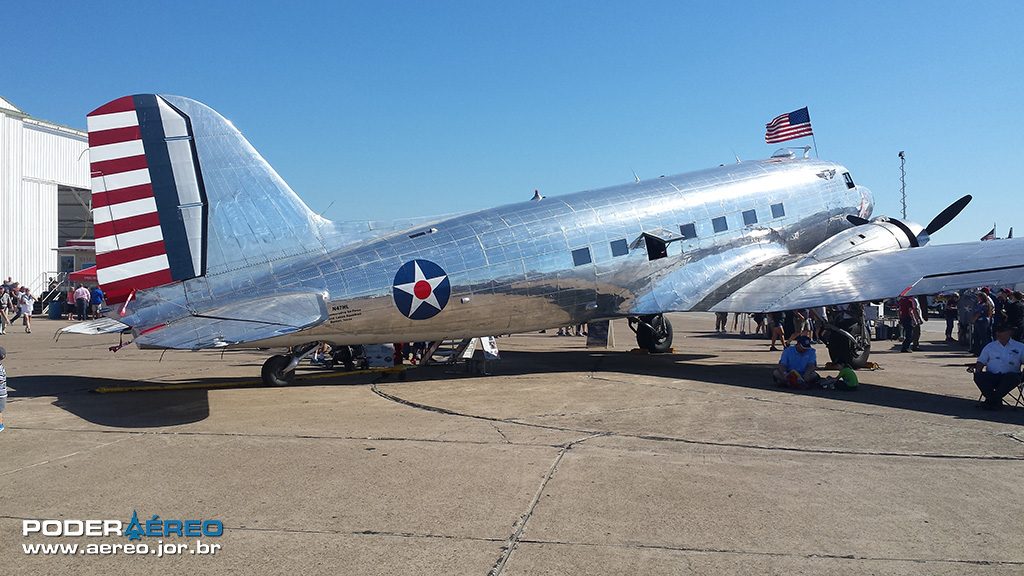 Commemorative Air Force apresenta 'Wings Over Dallas' Poder Aéreo