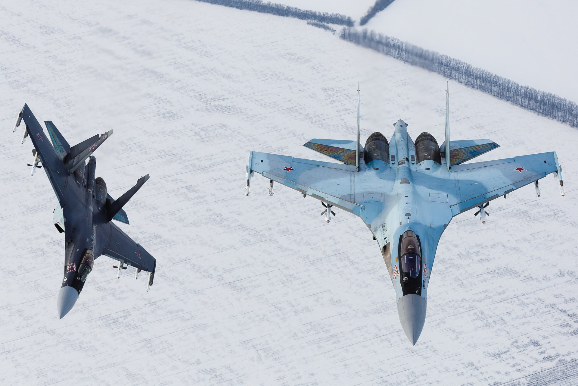 Caça Sukhoi Su-35 completa 10 anos do primeiro voo - Poder 