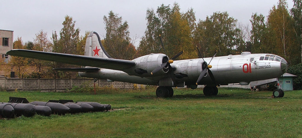 Tupolev Tu-4, O Clone Soviético Do B-29 - Poder Aéreo – Aviação, Forças ...