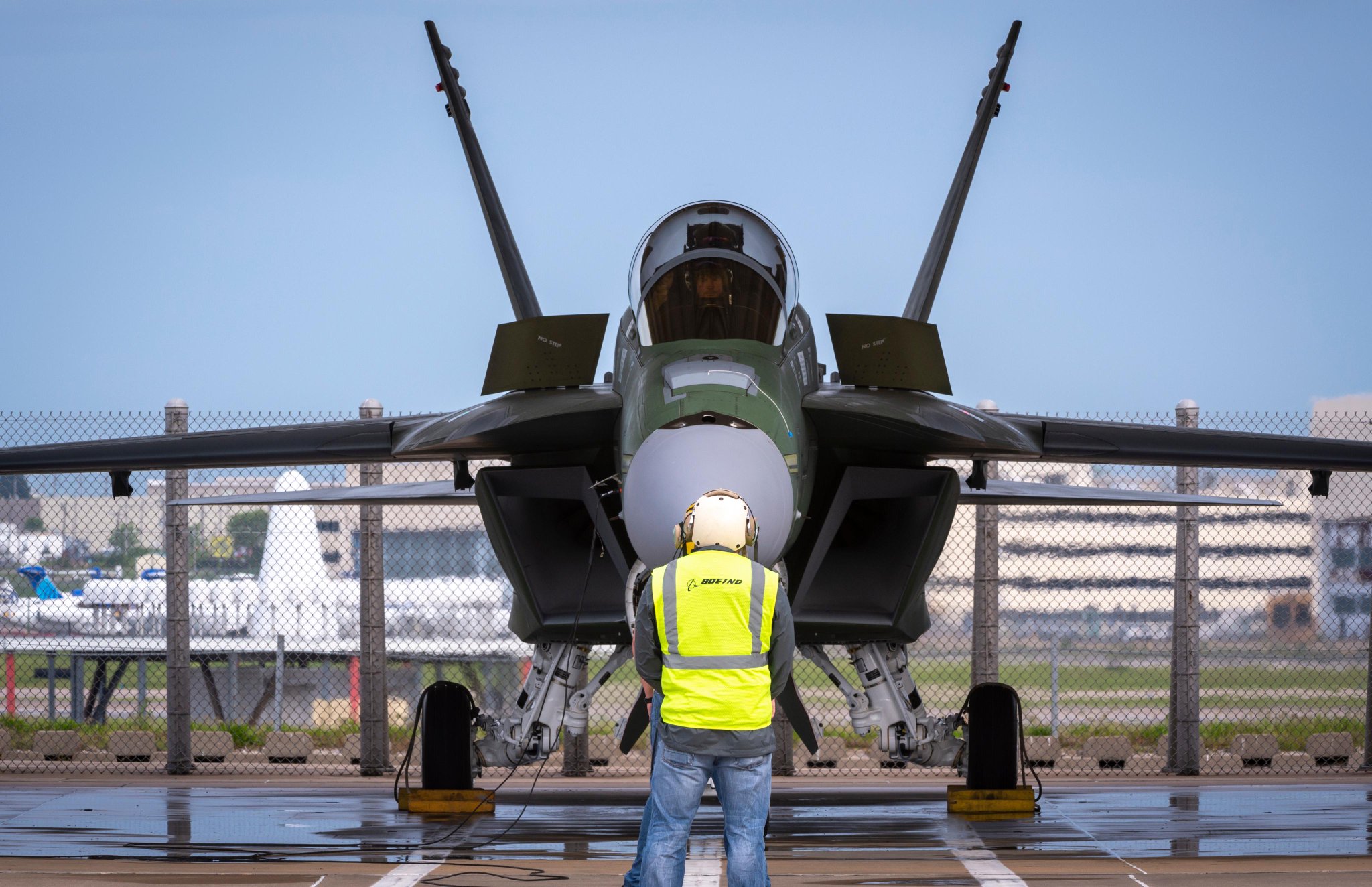 Boeing Entrega Os Primeiros F/A-18 Super Hornets Block III à Marinha ...